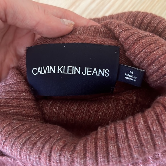 Calvin Klein Turtleneck - Picture 2 of 3